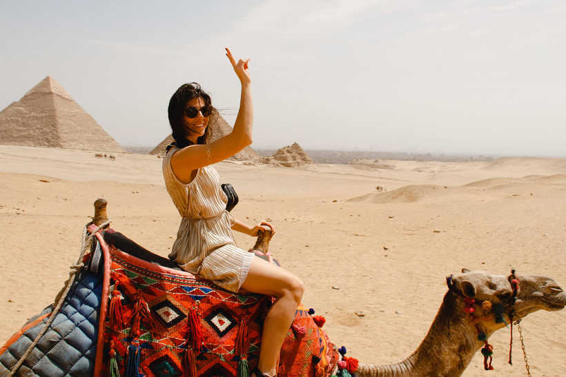  15 Days Pyramids, Nile & Oasis Honeymoon Package