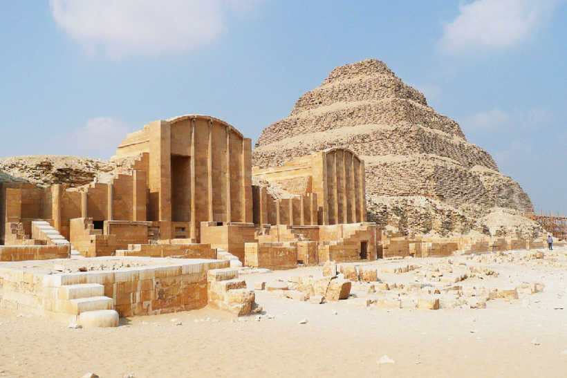 Private Guided Tour to Giza, Saqqara, Dahshur and Cairo including Camel Ride, Felucca Sailing, Dinner Cruise and Sound and Light Show